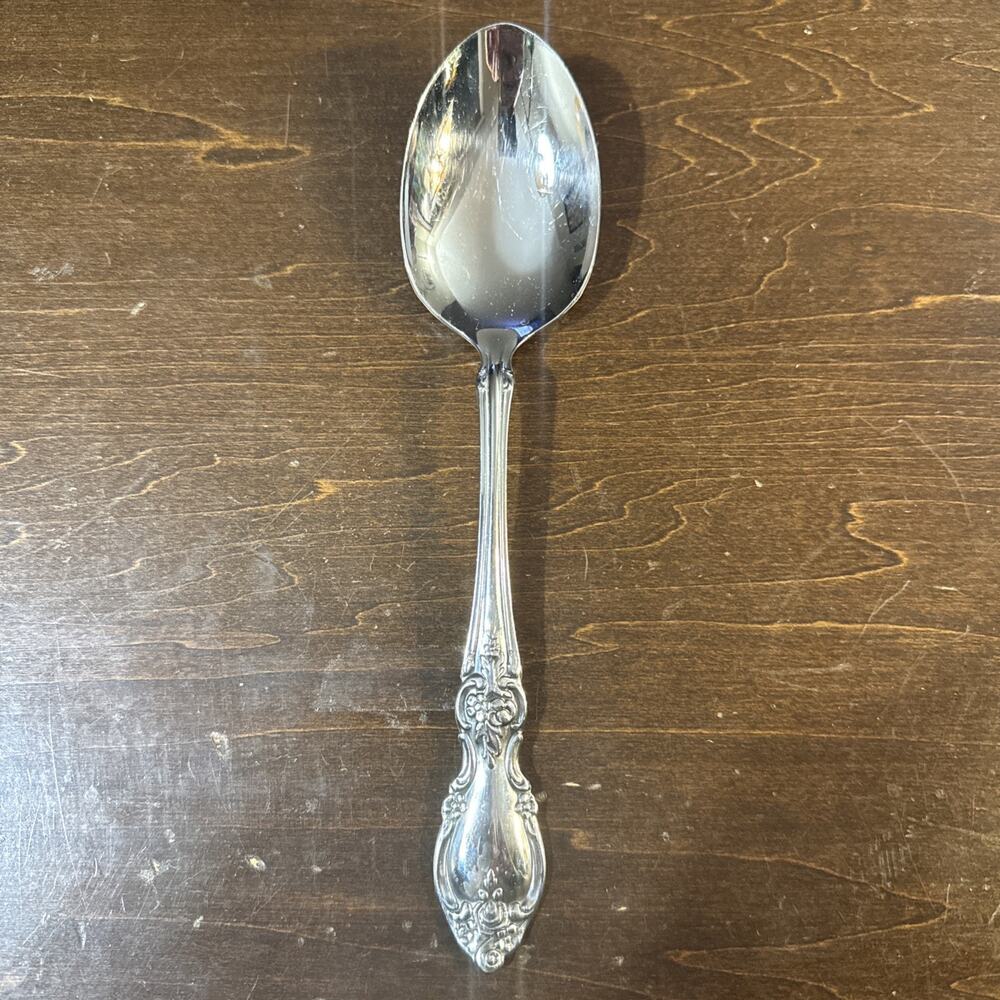 Oneida Community Louisiana Stainless Glossy Serving Spoon Flatware 8.75"